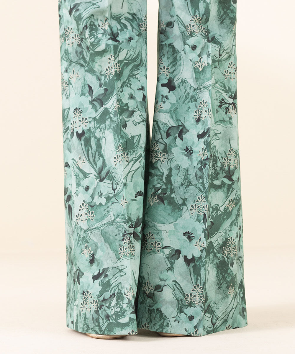 3 Piece - Embroidered Light Khaddar Suit