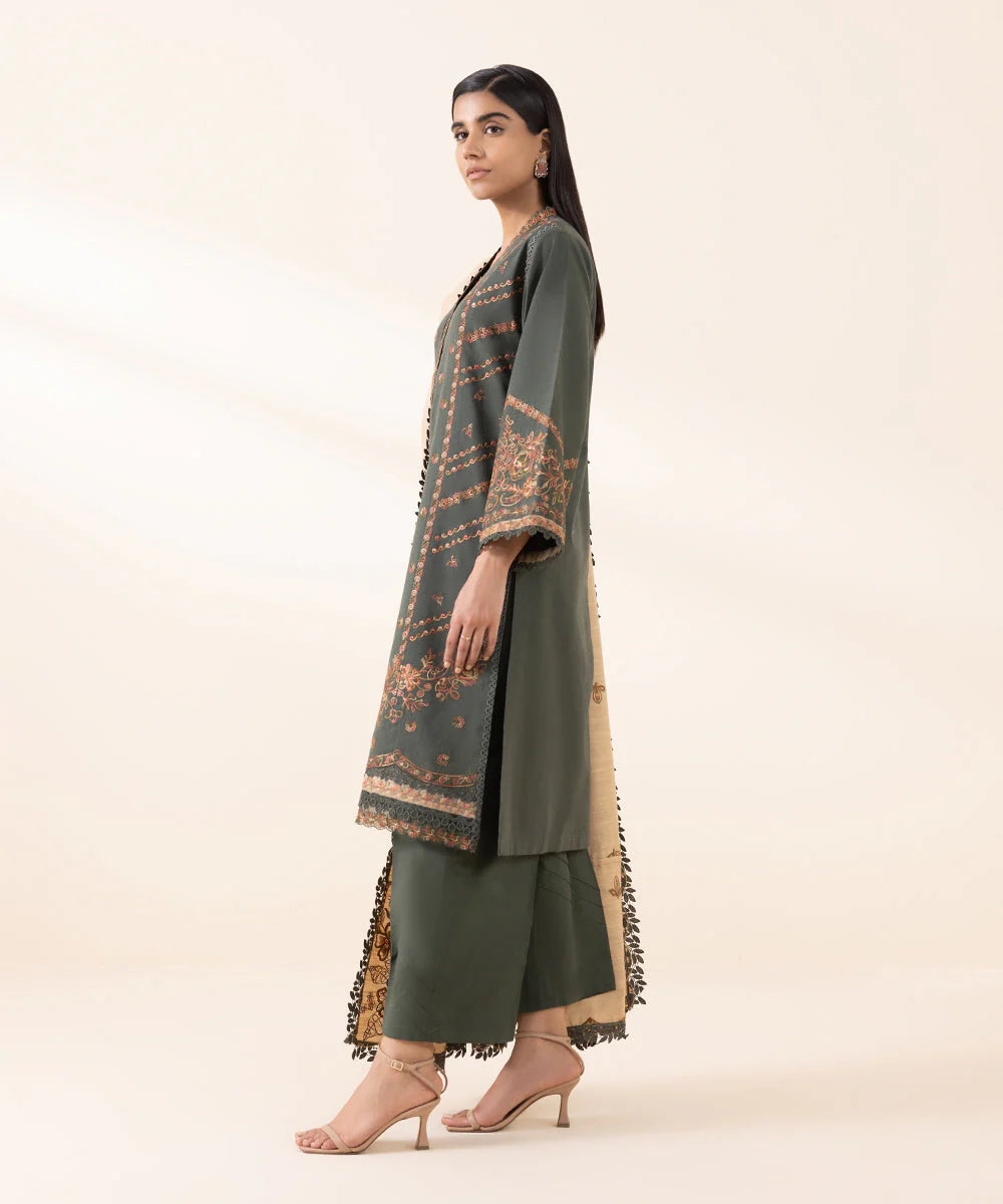 3pc embroidered karandi suit